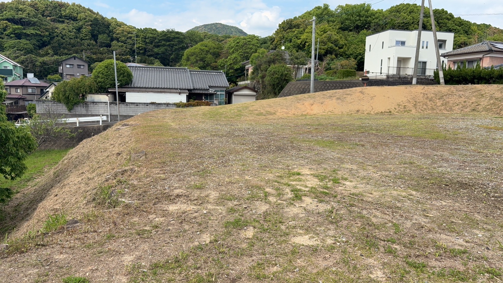 広い敷地の草刈り:施工後
